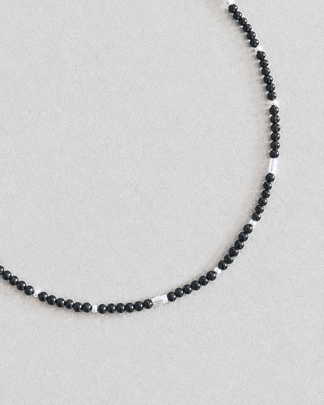 The Interval Necklace Black