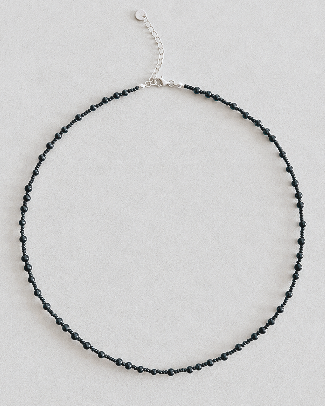 The Shade Necklace Black