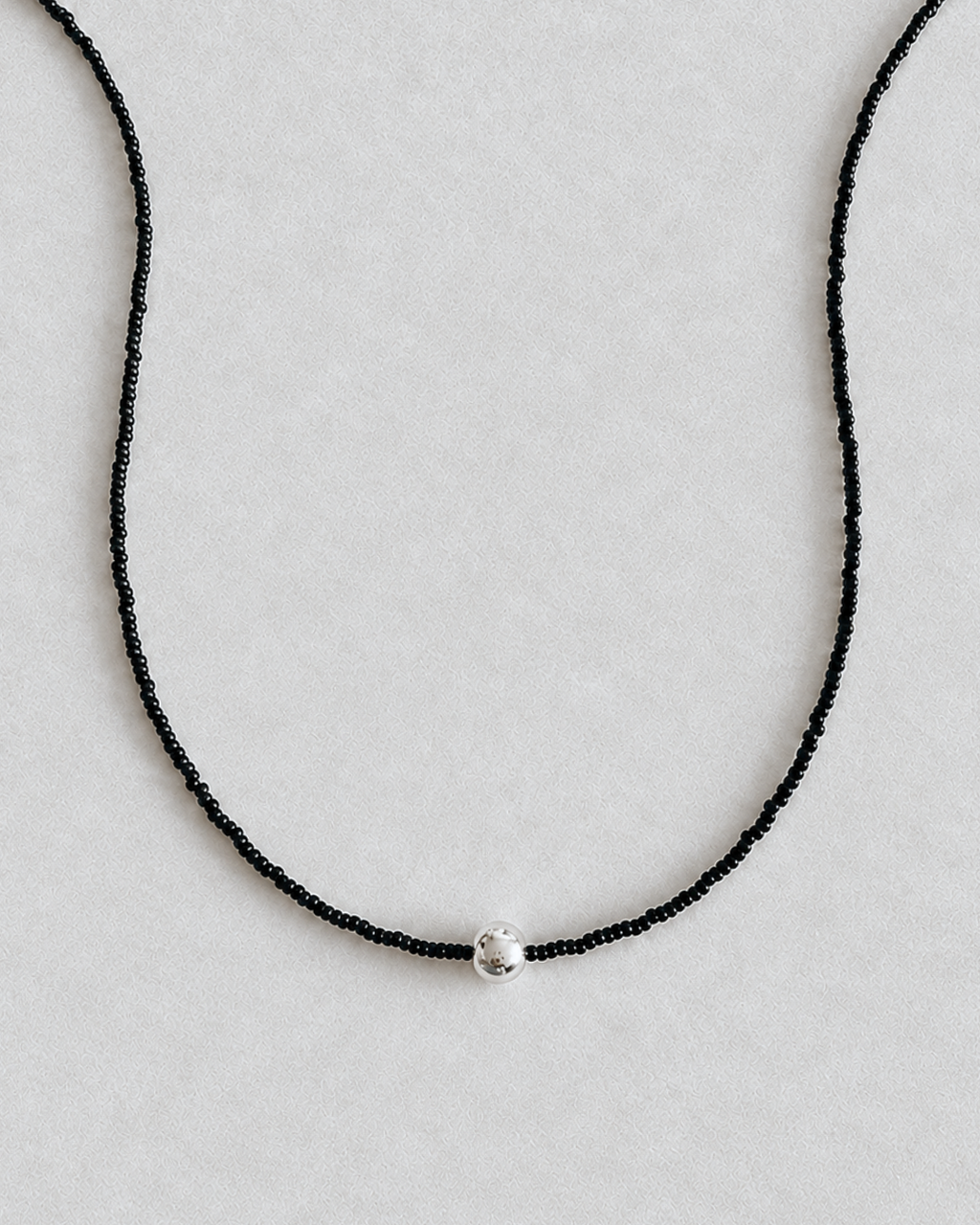 Still Necklace Black