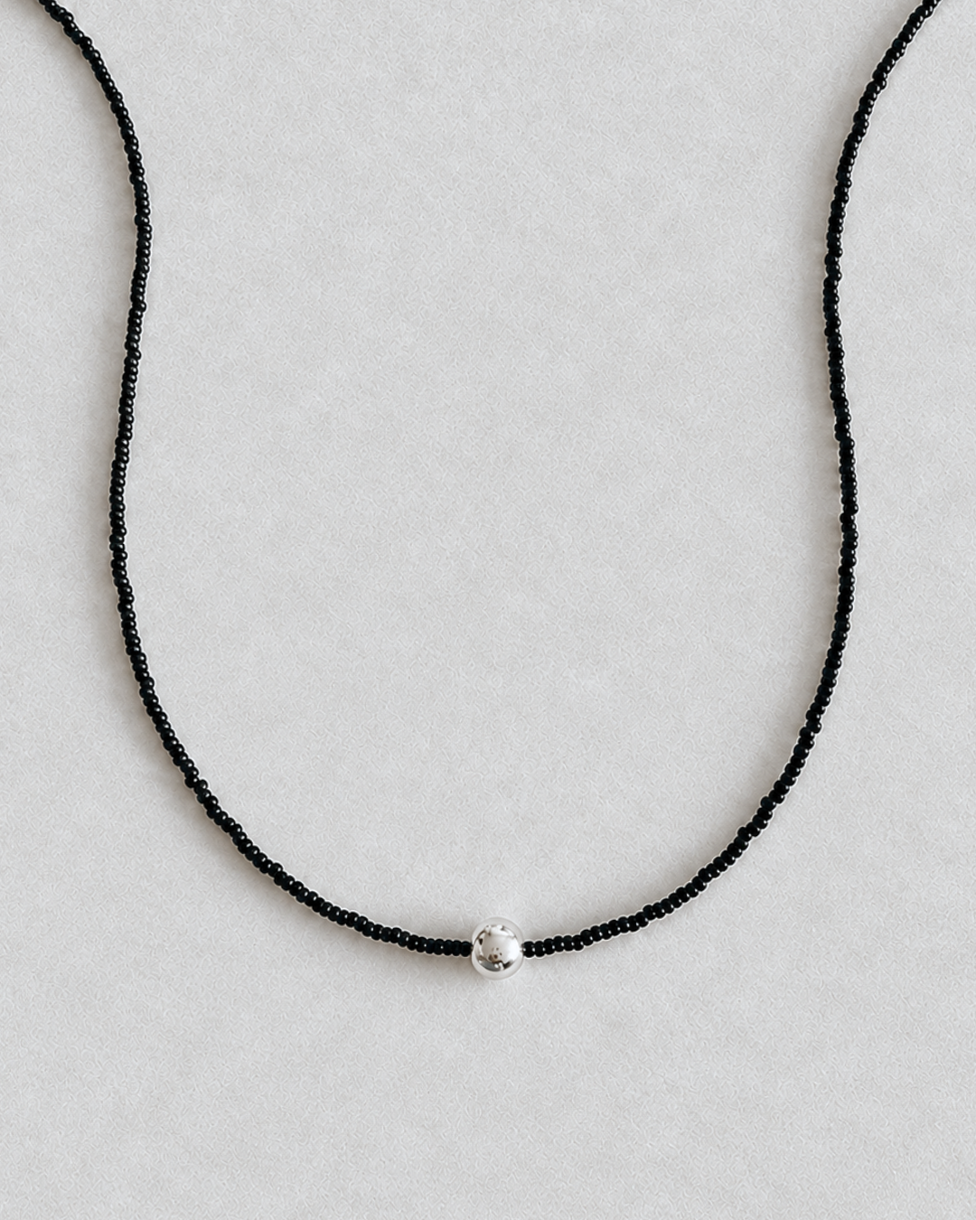 Still Necklace Black