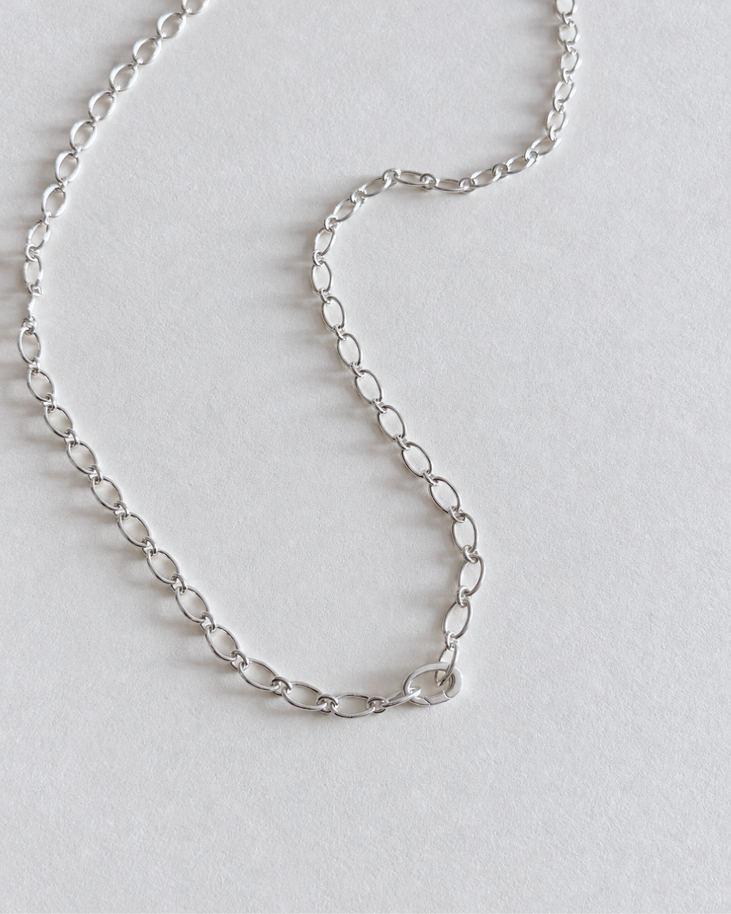 Arc Necklace