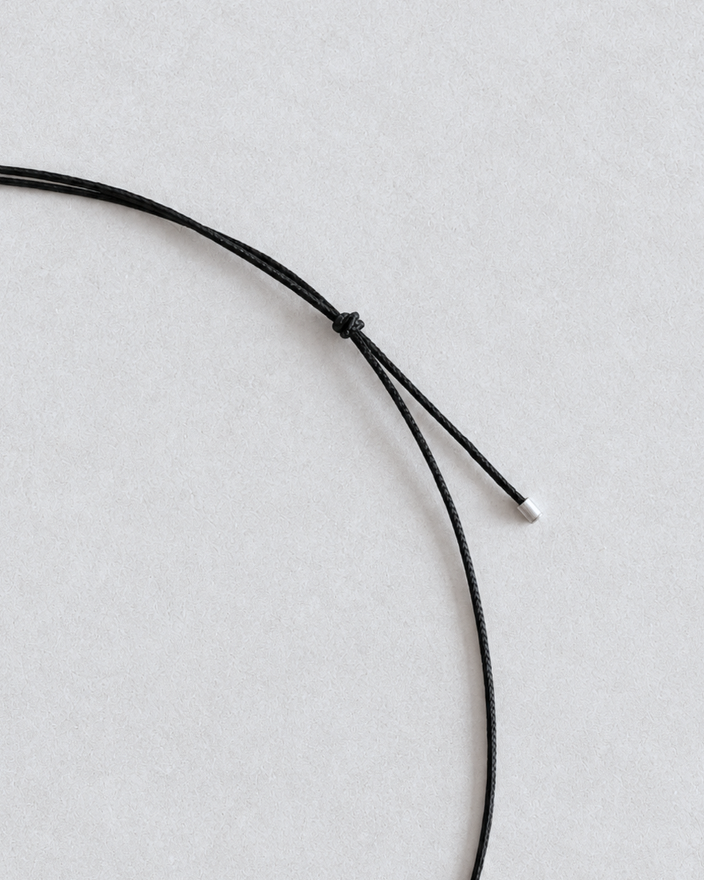 Outline Necklace