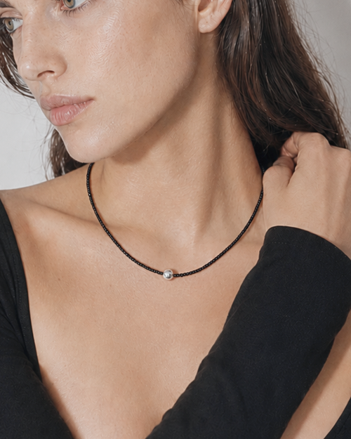 The Still Necklace Black
