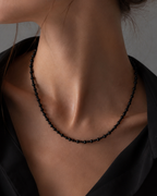 The Shade Necklace Black