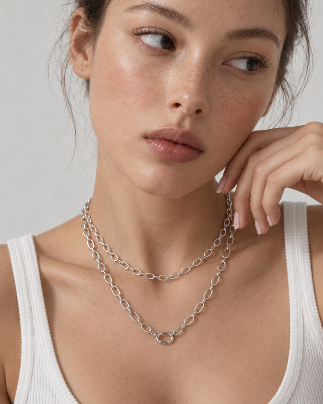Arc Necklace