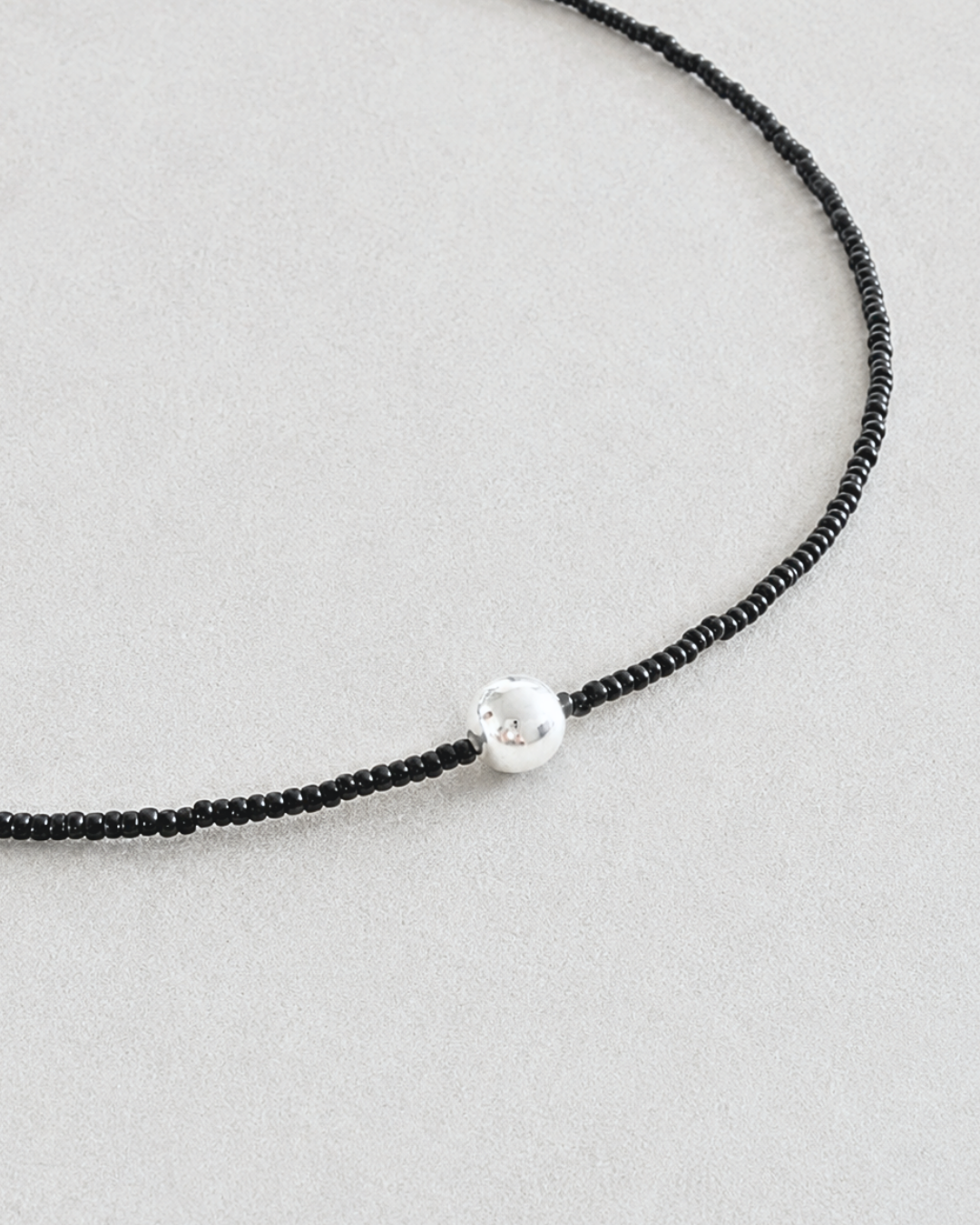 The Still Necklace Black